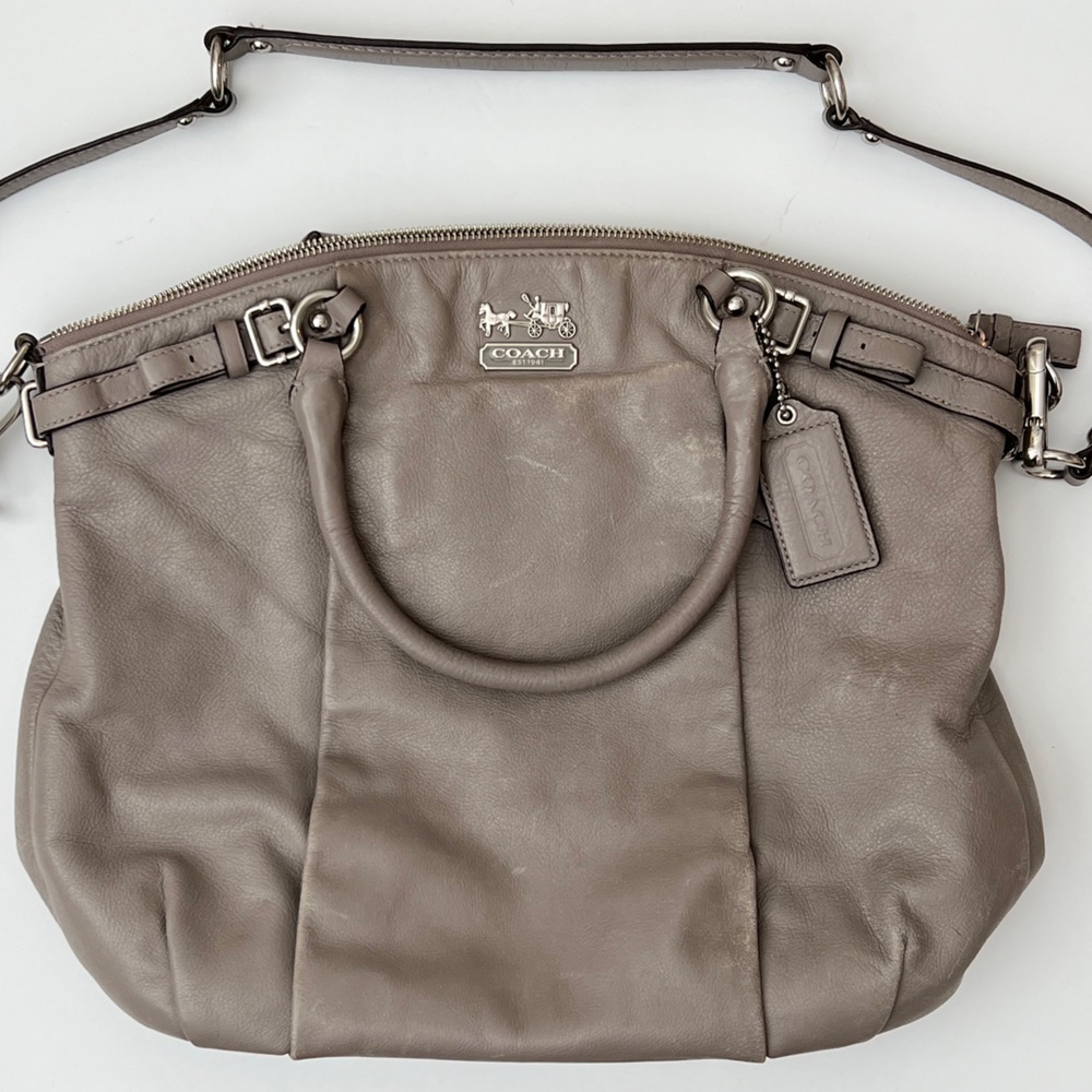 Coach Carry All Madison Mia Handbag Gray Patent Leather Shoulder Bag A1226-18641